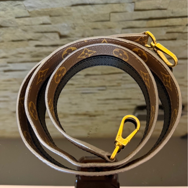 LV  經典MONTAIGNE  BB  系列三層  手提包  肩背包  斜背包  蒙田包  三用包-63