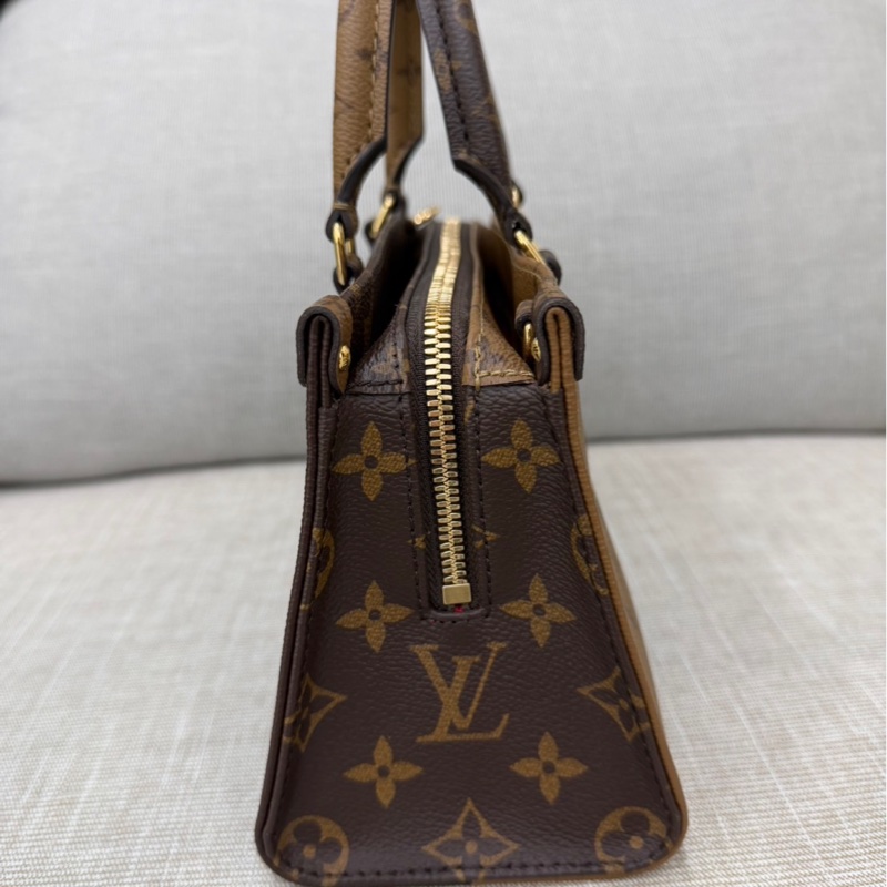 LV M46653 OnTheGo East West系列Reverse皮革飾邊帆布手提包 斜背包-10