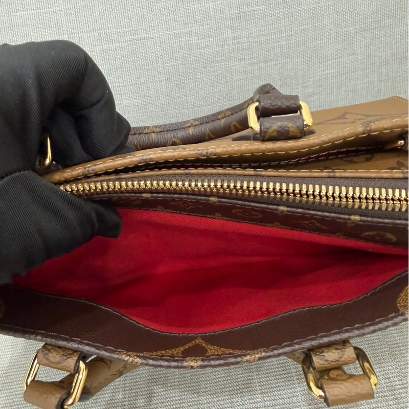 LV M46653 OnTheGo East West系列Reverse皮革飾邊帆布手提包 斜背包-24