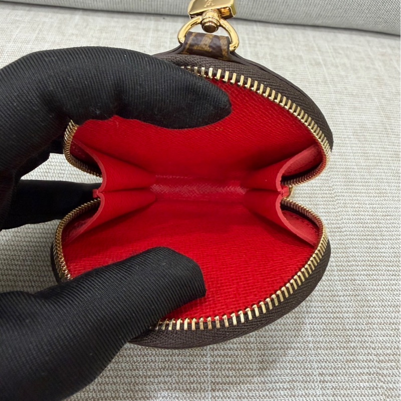 LV M46653 OnTheGo East West系列Reverse皮革飾邊帆布手提包 斜背包-32