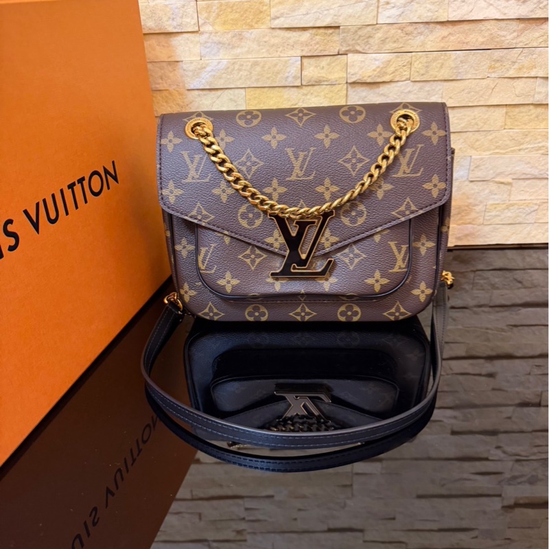 LV M45592經典 PASSY 系列 Monogram 帆布肩背包 斜背包-0