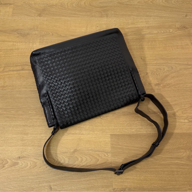 BV BOTTEGA VENETA 寶緹嘉 編織 黑色 公事包 斜背包 肩寬包 側背包 郵差包-9
