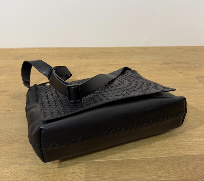 BV BOTTEGA VENETA 寶緹嘉 編織 黑色 公事包 斜背包 肩寬包 側背包 郵差包-10