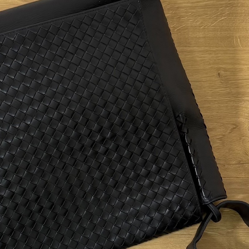 BV BOTTEGA VENETA 寶緹嘉 編織 黑色 公事包 斜背包 肩寬包 側背包 郵差包-28