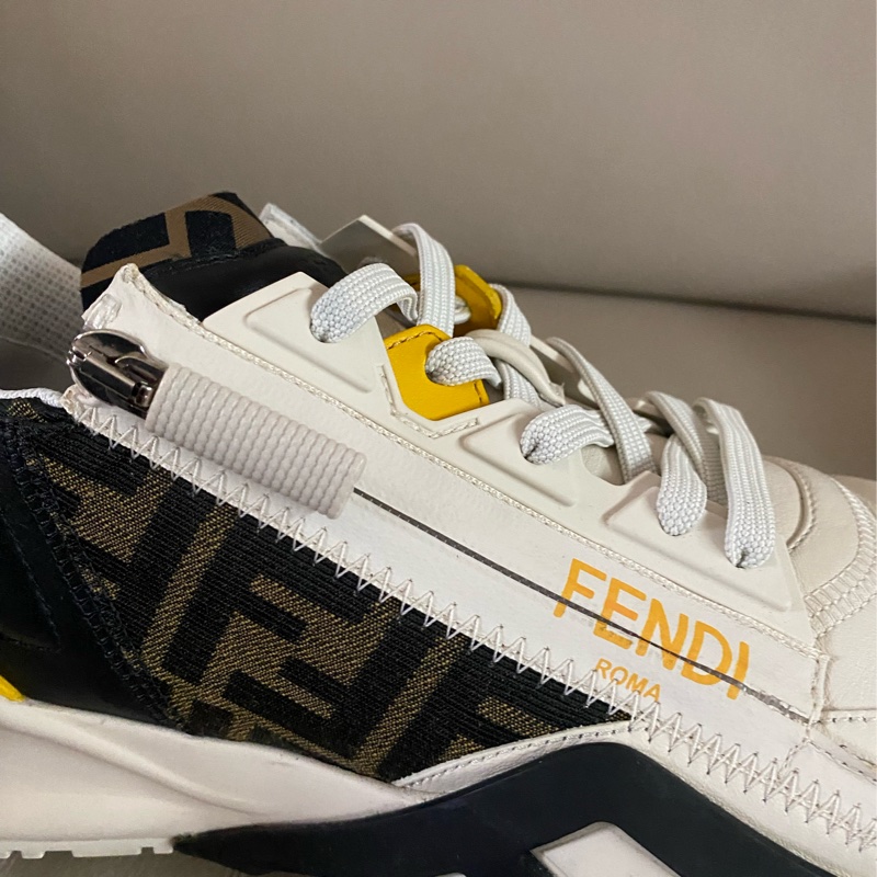 FENDI Sneakers-3