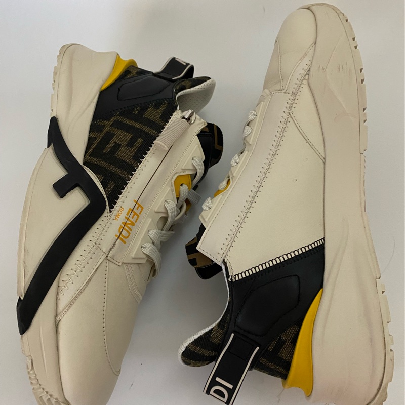 FENDI Sneakers-14