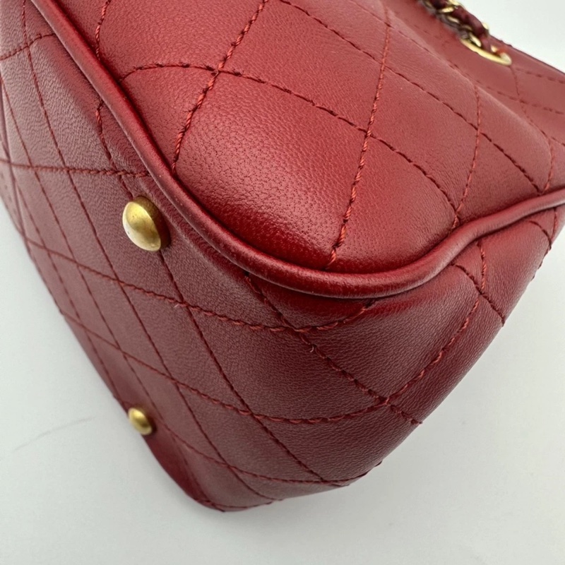 Chanel香奈兒埃及風水桶包，紅色小牛皮，金色五金-14