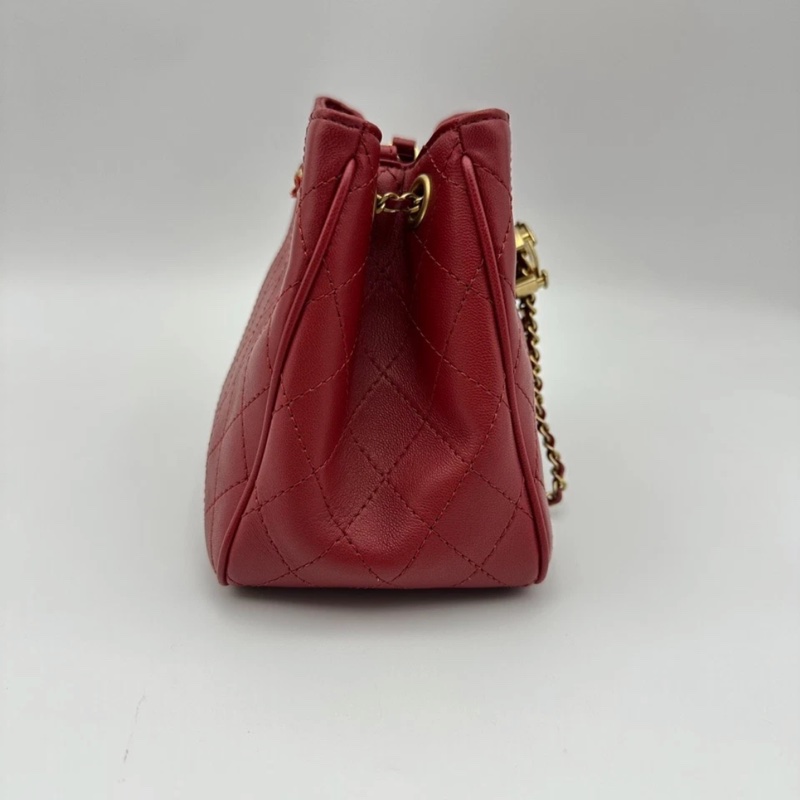 Chanel香奈兒埃及風水桶包，紅色小牛皮，金色五金-19