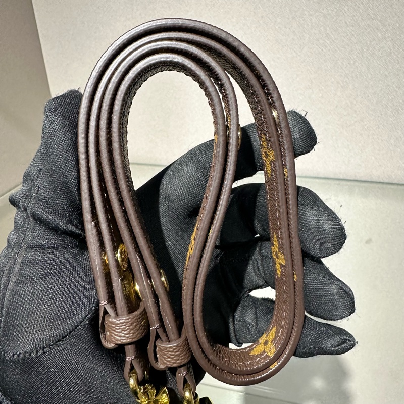 LOUIS VUITTON Pochette Metis East West 经典老花 斜挎单肩小邮差包 手提包-9