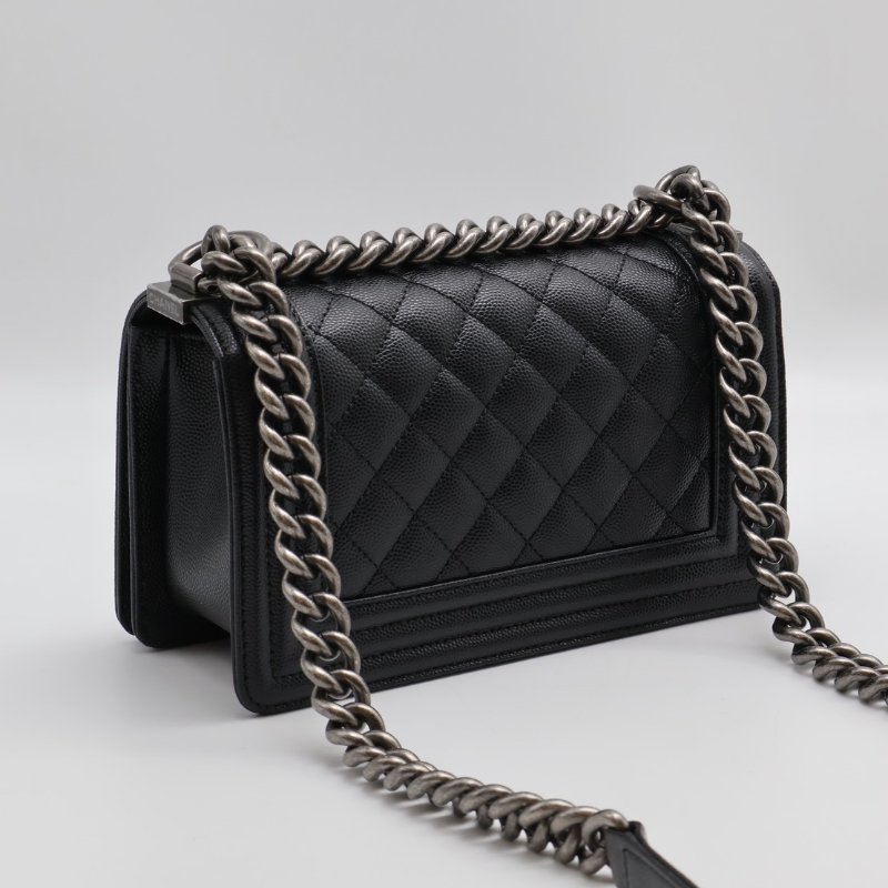 CHANEL Boy20 粒面牛皮口蓋包 - 黑銀-1