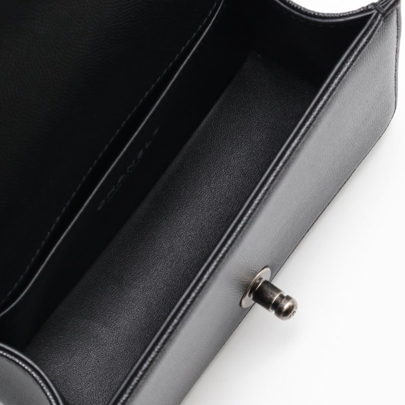 CHANEL Boy20 粒面牛皮口蓋包 - 黑銀-2