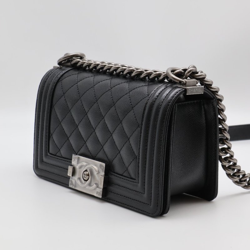 CHANEL Boy20 粒面牛皮口蓋包 - 黑銀-5