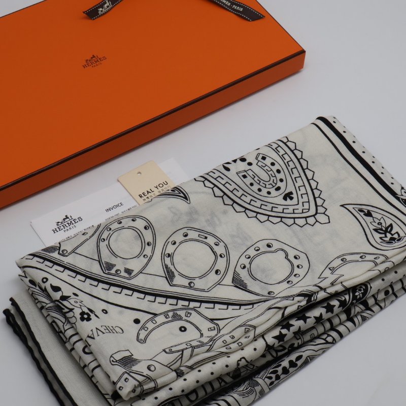 HERMES Cheval de Coeur Bandana披肩 140 - 黑白-8