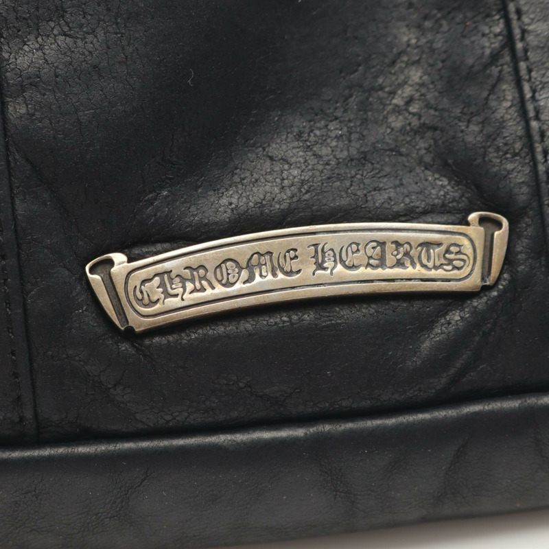 鉻心大匕首拉鍊手拿包,皮革材質,黑色/銀色,二手男士款-3