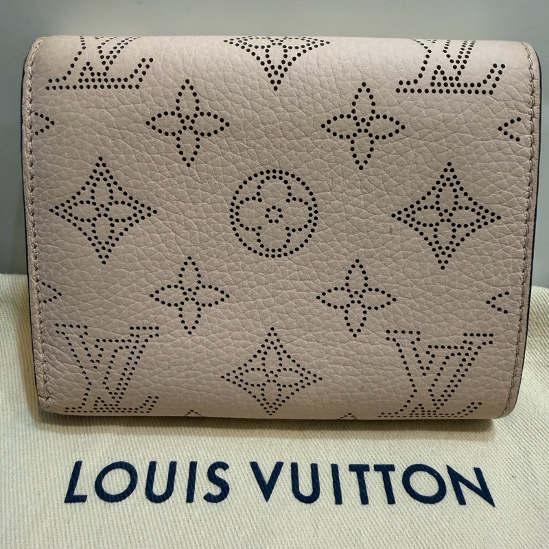 LV Iris Mahina 月光女神短夾-6