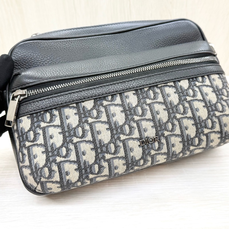 DIOR 緹花拼黑色粒面小牛皮拉鍊郵差包1ESPO340YKS_H27E-15