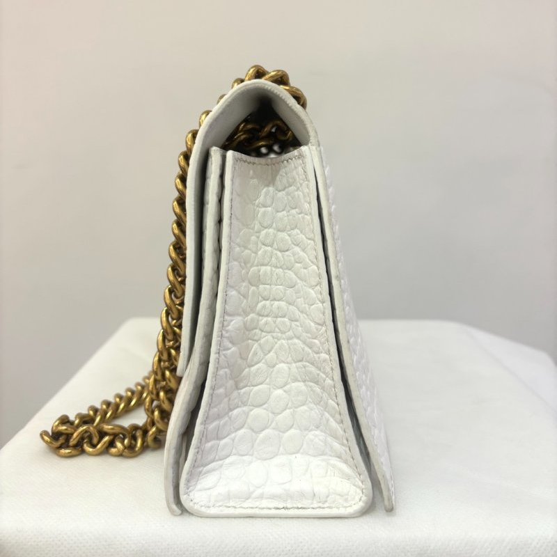 BALENCIAGA白鱷魚壓紋沙漏掀蓋鍊包-7