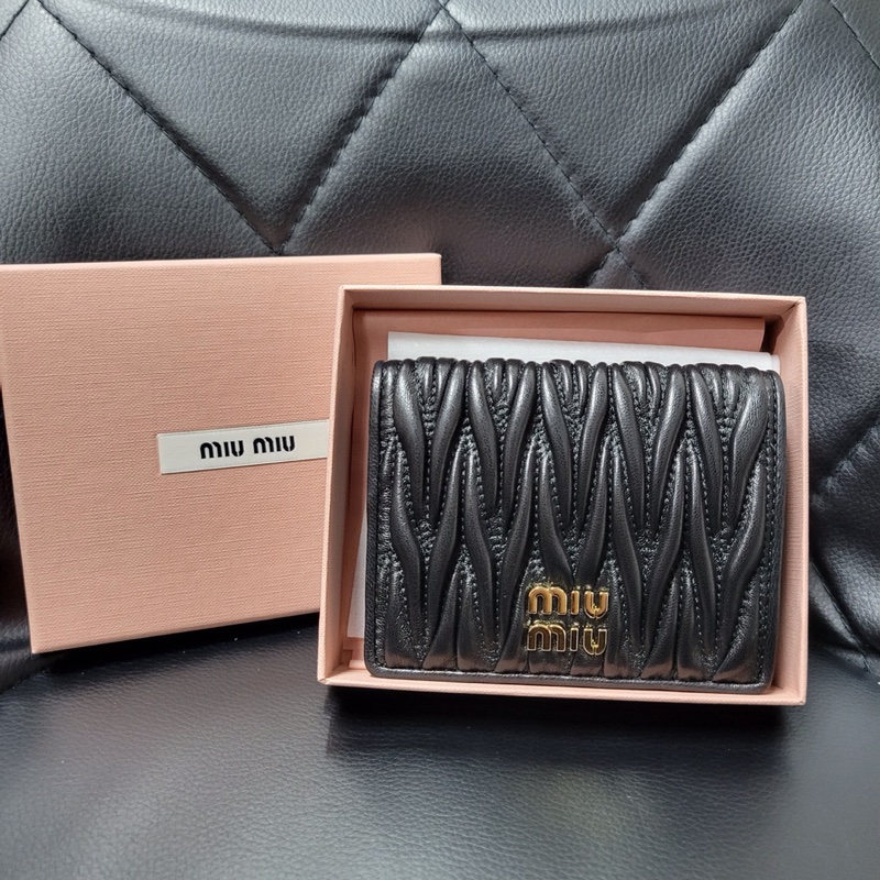 Miu Miu 錢包 黑色-0