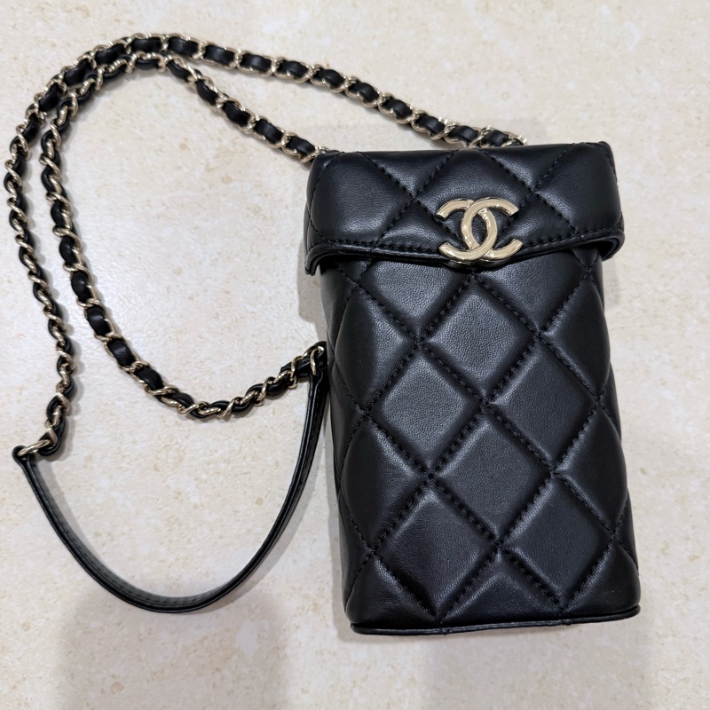 Chanel 香奈兒-經典口蓋鏈帶手機包 (Classic Flap Phone Holder)-1