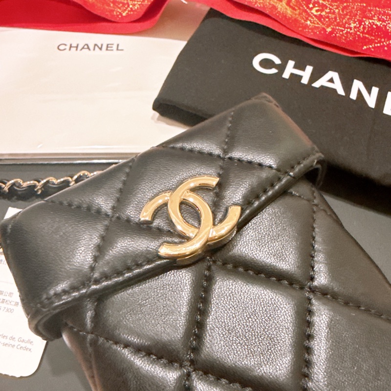 Chanel 香奈兒-經典口蓋鏈帶手機包 (Classic Flap Phone Holder)-15