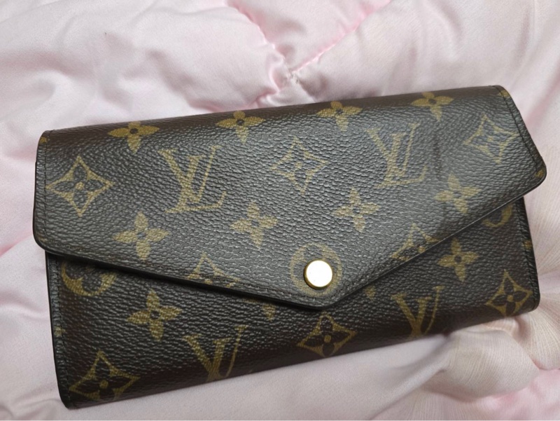 LV 老花信封金扣長夾-1