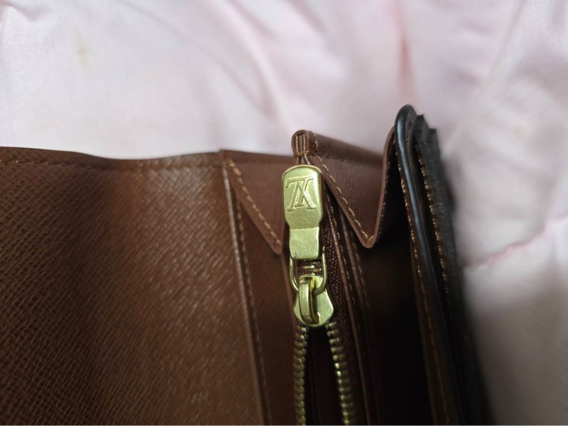 LV 老花信封金扣長夾-14