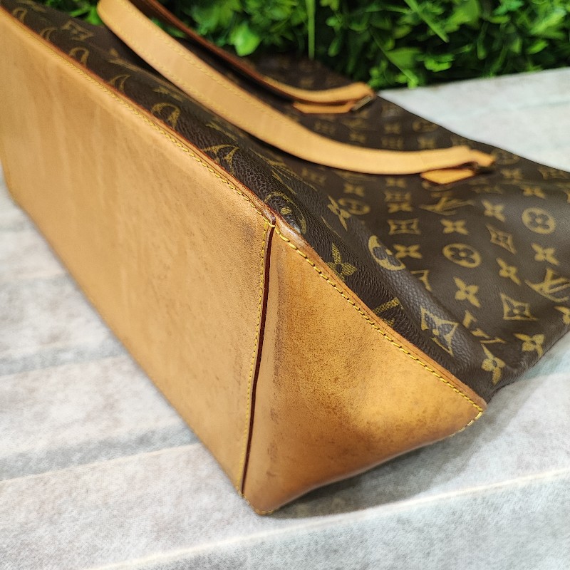 Louis Vuitton Cabas Mezzo-9