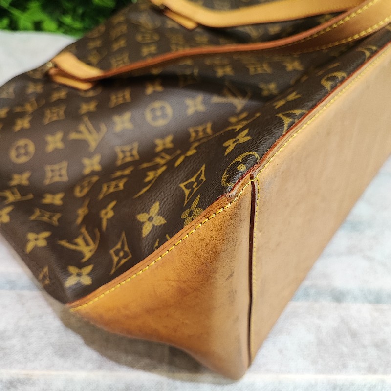 Louis Vuitton Cabas Mezzo-10