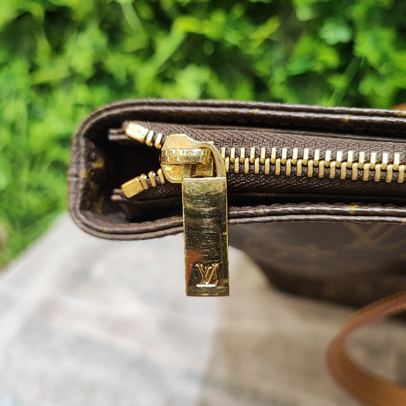 Louis Vuitton Cabas Mezzo-16