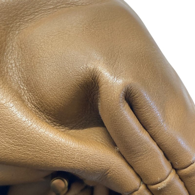 BOTTEGA VENETA 寶緹嘉 THE POUCH 肩背包 小牛皮 焦糖色 金釦-11