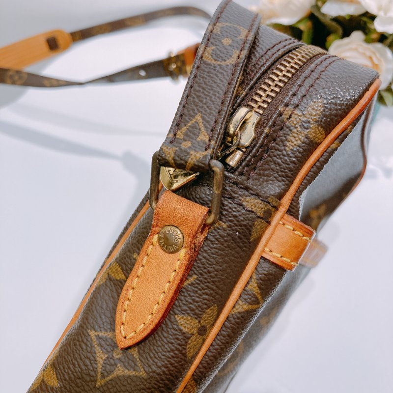 TW4576 Louis Vuitton 路易威登 經典Logo 復古 肩背包 Vintage Monogram Dunoe Shoulder Bag-12