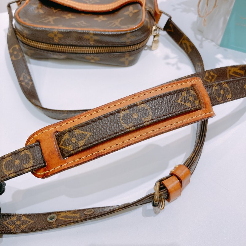 TW4576 Louis Vuitton 路易威登 經典Logo 復古 肩背包 Vintage Monogram Dunoe Shoulder Bag-14