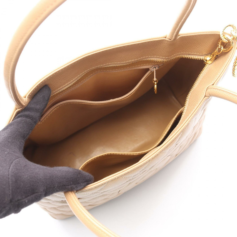 香奈兒 (CHANEL) Medallion 手提包 A01804 小牛皮 米色 二手 女士 金色五金 CC Coco-2