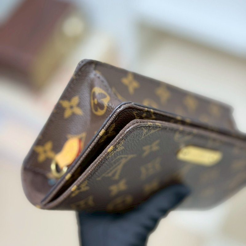 (大全配、台灣購證)🏷LV.Lily woc M82509-4