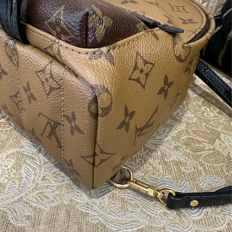 LV 雙色原花金釦Palm springs Mini小書包 M44873-5