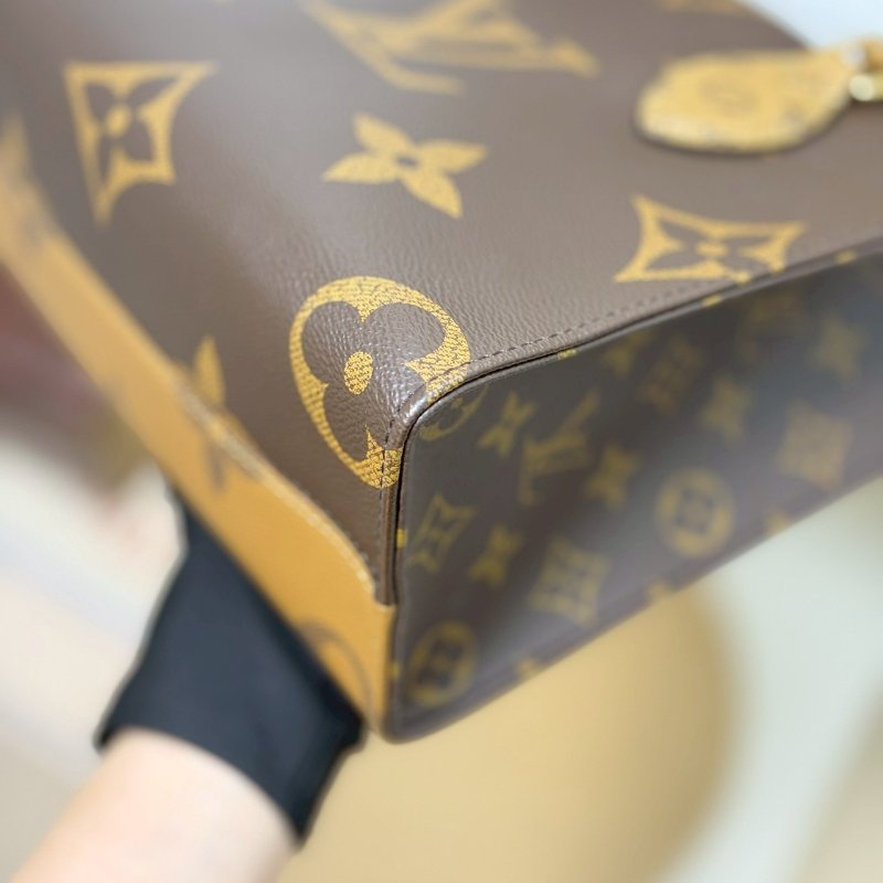 🏷LV.OnTheGo PM 芯片款 M46373-5