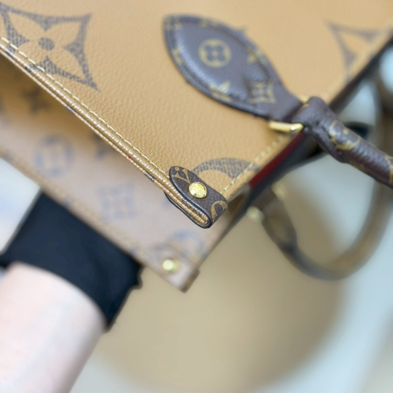 🏷LV.OnTheGo PM 芯片款 M46373-10