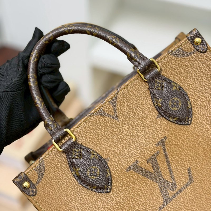 🏷LV.OnTheGo PM 芯片款 M46373-32