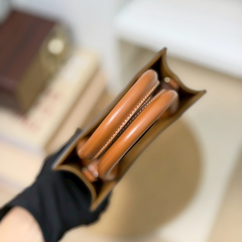 🏷Celine．Mini Cabas 琴譜包 新款/客人寄賣-13