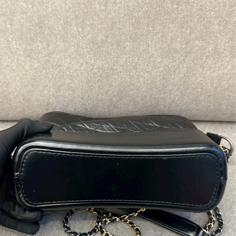 香奈兒 黑色流浪包-7