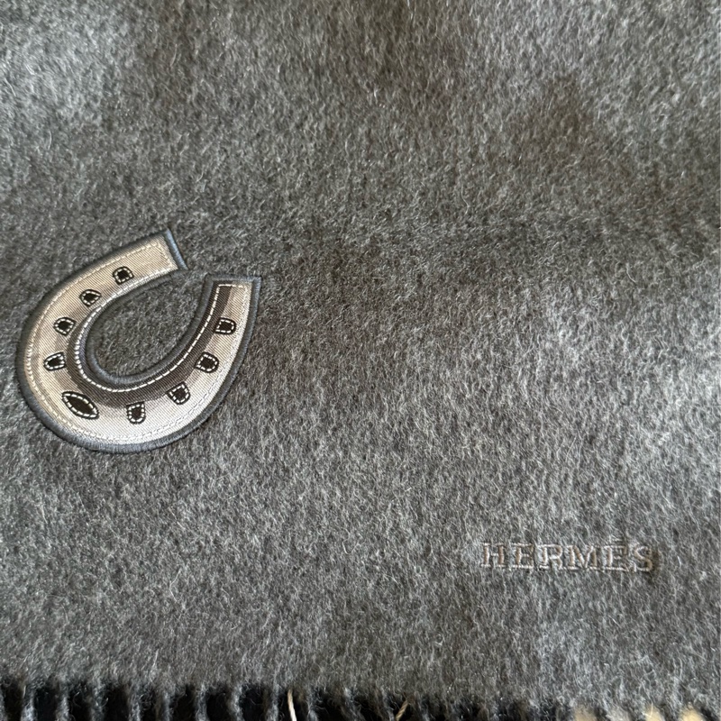 全新Hermès黑灰雙面羊絨圍巾-5