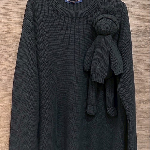 LV熊熊針織長袖