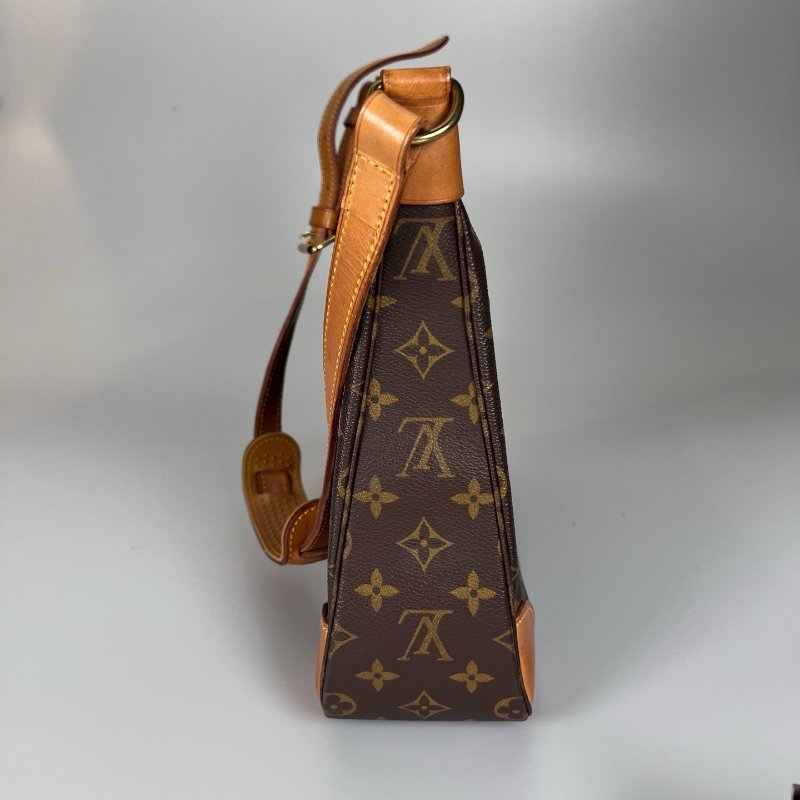 LV M51265 老花牛角包30-3