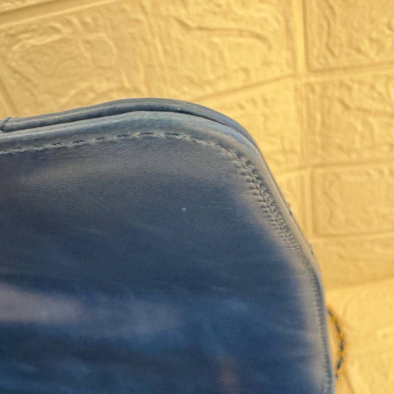 chanel藍色山形紋金雙C handle-18