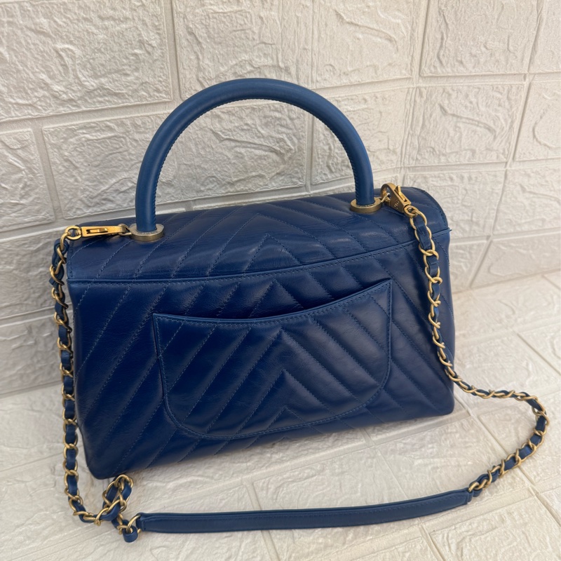 chanel藍色山形紋金雙C handle-52