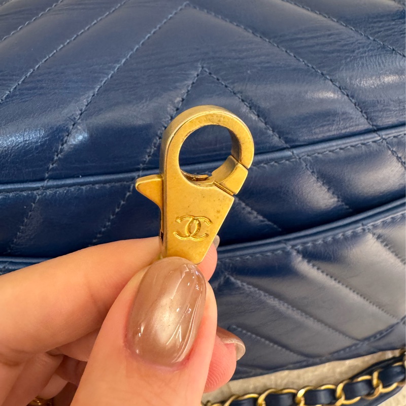 chanel藍色山形紋金雙C handle-55