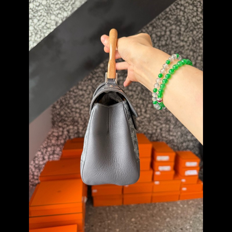 Goyard saigon mini
大象灰-3