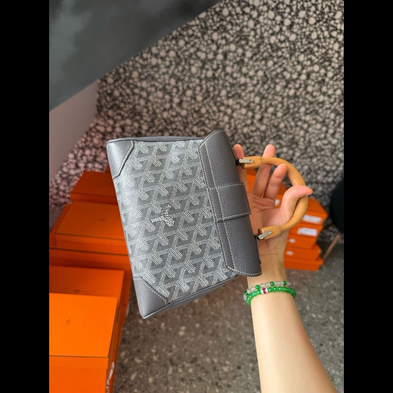 Goyard saigon mini
大象灰-5