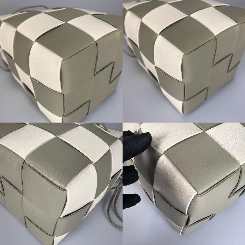 BV 綠白拚色大編織水桶包-7