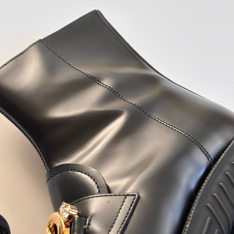 ::GUCCI:: Romance GG-Plaque Leather Ankle Boots 黑色皮革雙G水鑽皮革拉鍊靴子 35號-15